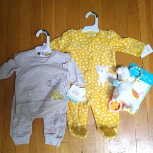 0-3 month outfit NWT
